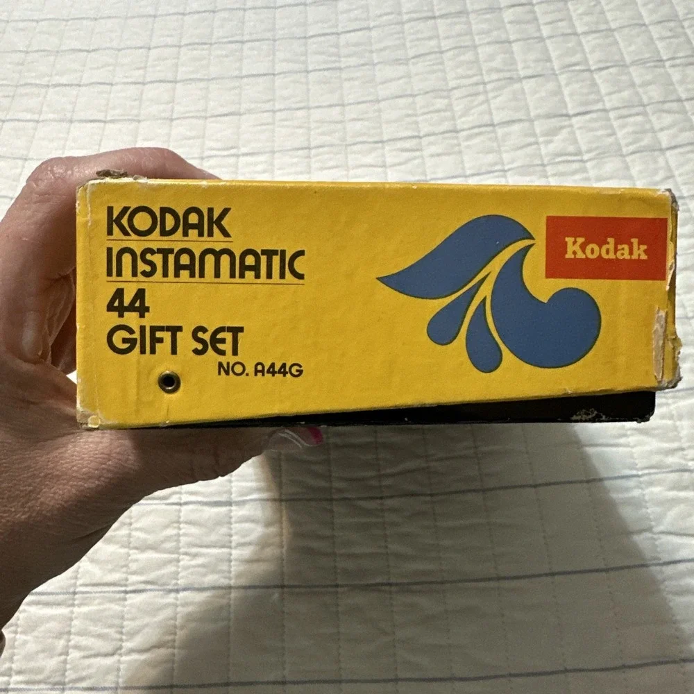 Kodak Instamatic 44 Gift Set Camera In Box 1969-1973 Untested‎